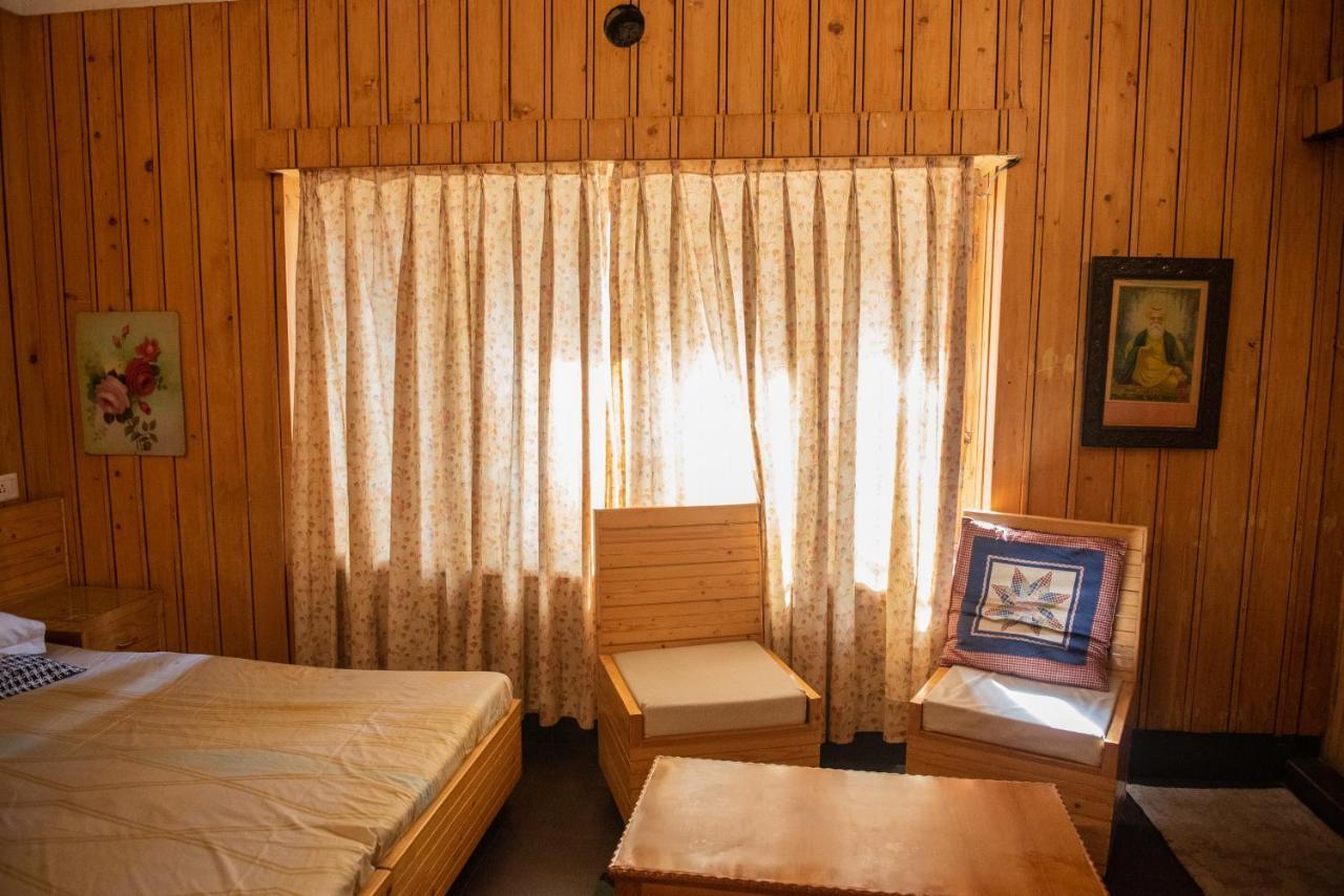 Sethi's Srinagar (Jammu and Kashmir)